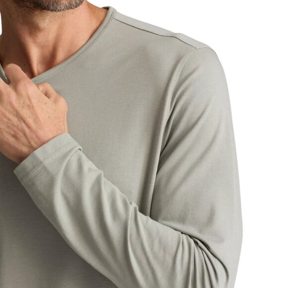 UNTUCKit EcoSoft Long Sleeve Tee Shirt- Light Green - Picture 2 of 4